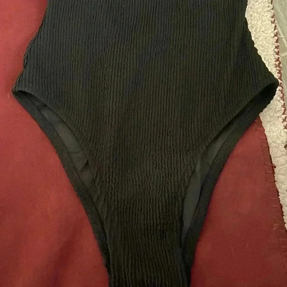 Madewell ribbed swimsuit - Picture 4 of 11
